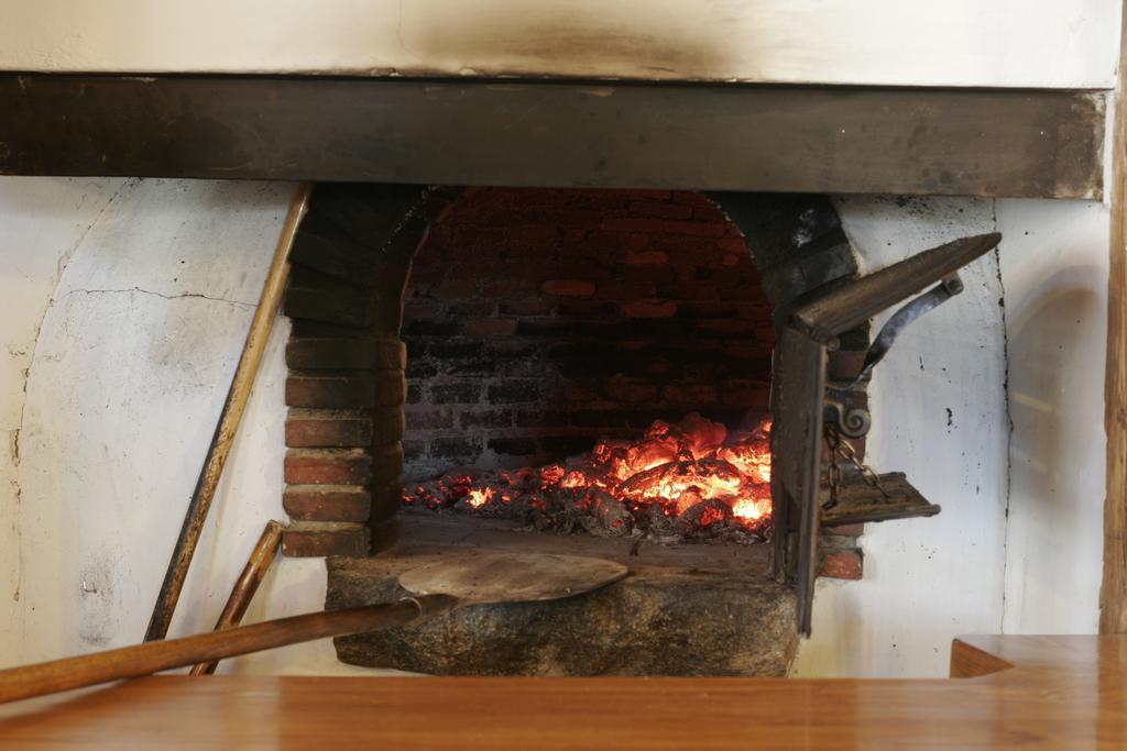 Posada El Zaguan Turégano Εξωτερικό φωτογραφία