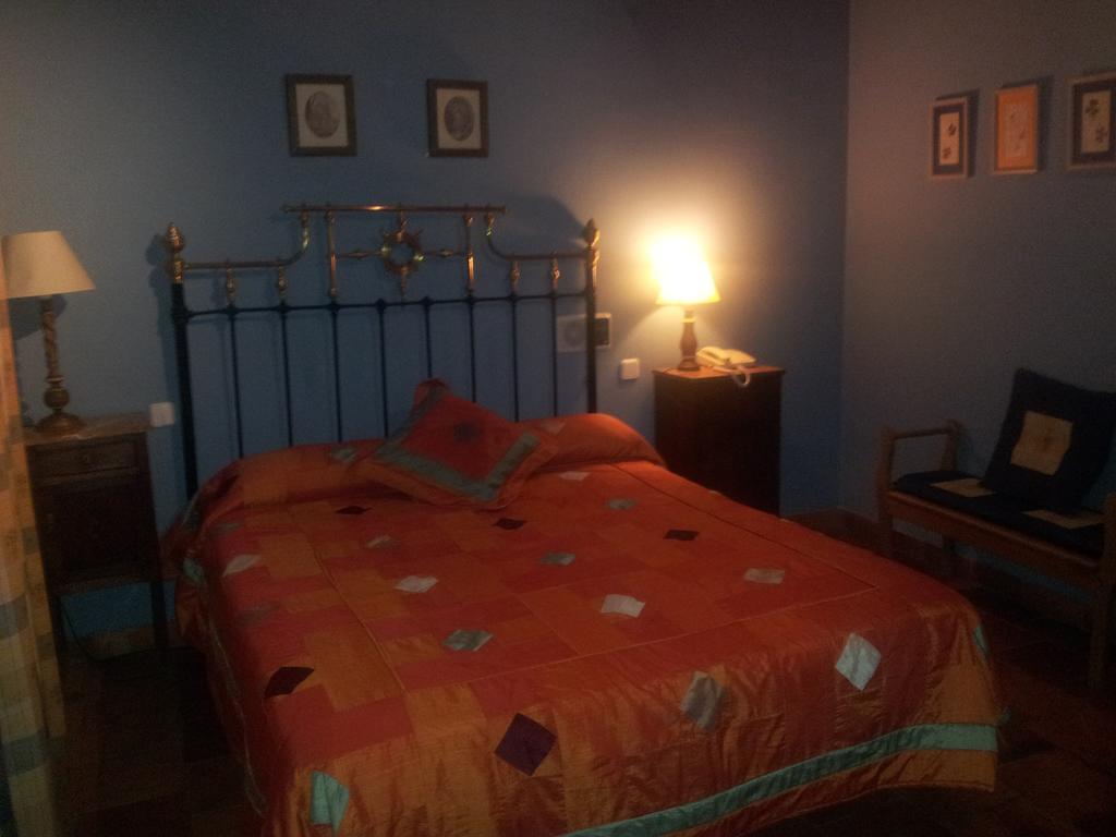 Posada El Zaguan Turégano Δωμάτιο φωτογραφία